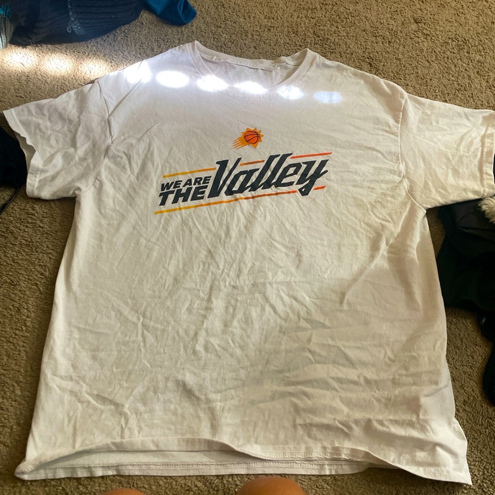 White Phoenix Suns Shirt-Size L